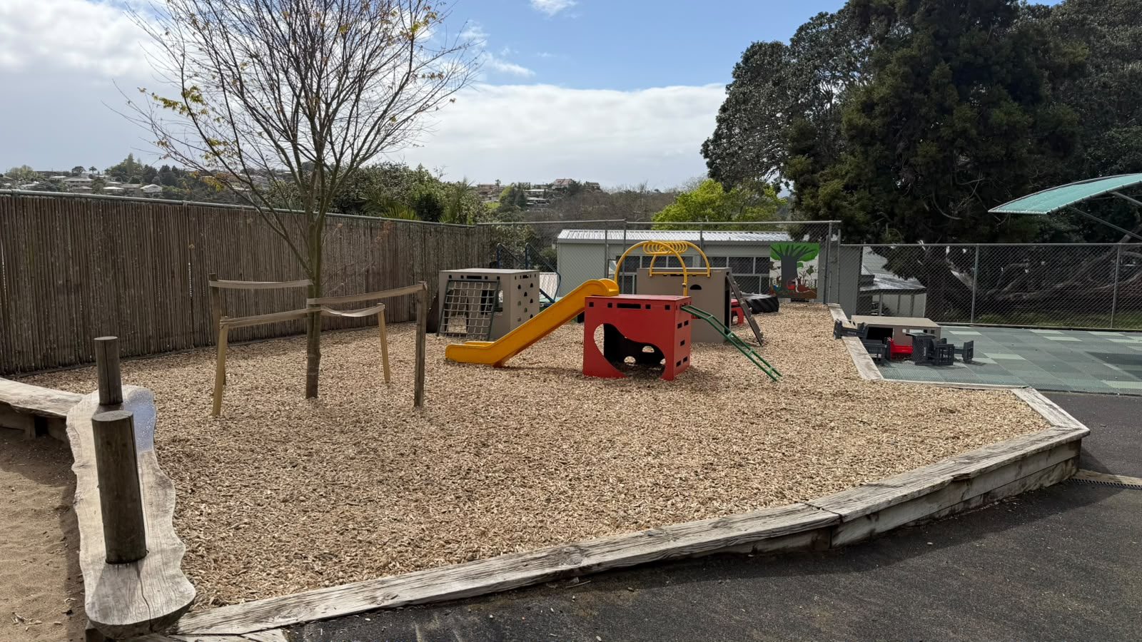 Early childhood play area surfaced with Cushionfall®